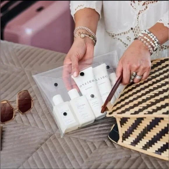 Oneiro Five Piece Travel Kit - Picture 9 of 10